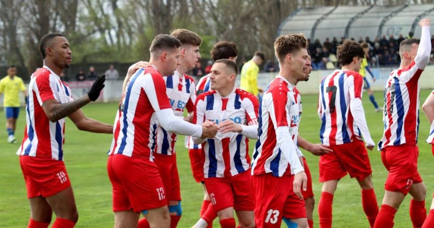 Divoina vo tvrtej lige utok zeleznymi tycami policajny zasah a krcma naopak