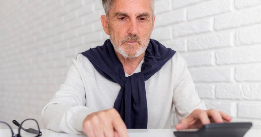 Dochodky budu nizke pozor si musia dat ludia pred 50 tkou Ako Fico zdevastoval II pilier