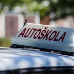 Instruktori autoskod by nemali prist o opravnenie ak po dvoch rokoch neabsolvuju doskolovaci kurz