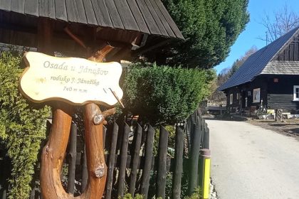 Janosik bol zly zbojnick v terchovskej osade kde sa narodil ziju uz len traja ludia