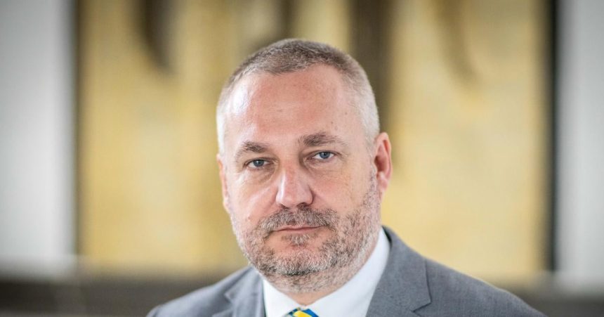 Je vizitkou koalicie ze sa nikto neprihlasil na kandidata na sudcu stavneho sudu tvrd SaS