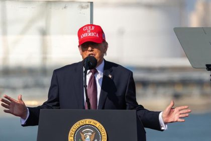 Kruti a strasni ludia vyhlasils Trump o iranskom rezime Vojenska akcia moze trvat niekolko dni