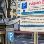 Mesto rozsirilospoplatnenuzonu o dalsietriulice Zastavili aj vesticenaparkoviskach