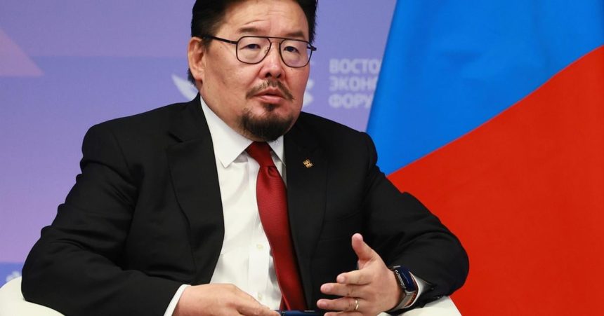 Mongolsky premier Zandanshatar rezignoval na svoju funkciu po nezhodach v strane