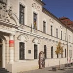 Muzeum ziskalo vzacne predmety z byvalych smaltovni ktore sa kedysi vyvozili do zahranicia