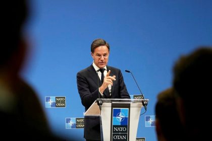 NATO vita aktualizovanu francuzsku strategiu rozvoja jadroveho arzenalu