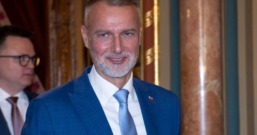 Na Velkej Javorine sa stretnu delegacie pod vedenim Rasihom a Okamurom Predseda parlamentu hovori o historickom milniku