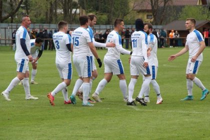 Na zaciatku mali velke plany vsetkemu je koniec Muzsky futbal prisiel o dalsi klub