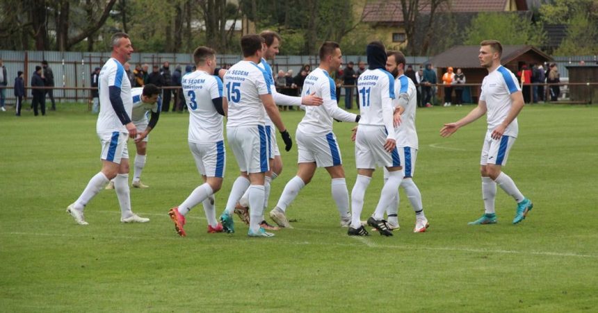 Na zaciatku mali velke plany vsetkemu je koniec Muzsky futbal prisiel o dalsi klub