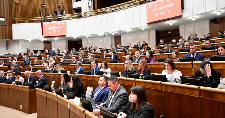 Navrh na predlzenie volebneho obdobia v samospravach uz bol predlozeny je potreba zmena ustavy