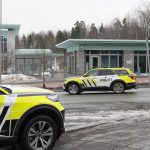 Po utoku na americku ambasadu v Osle zadrzali matku so tromi synmi