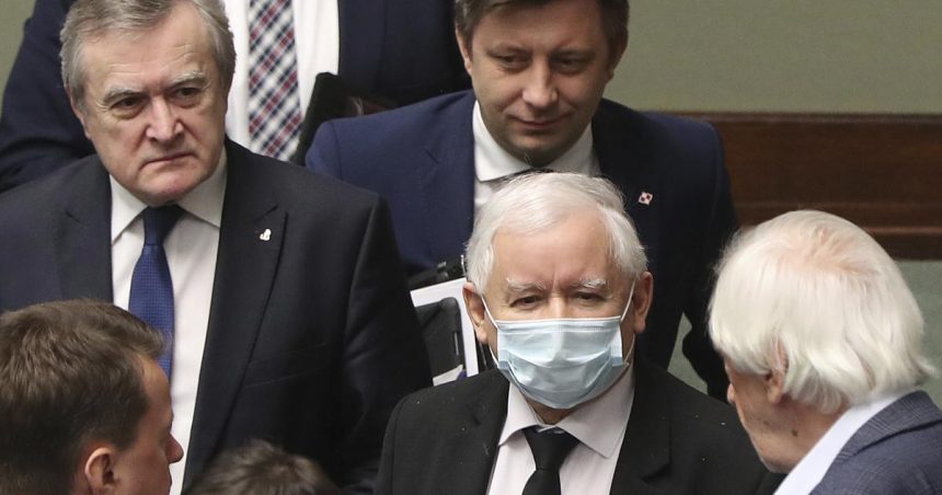 Polska opozicna strana PiS nominovala Czarneka na kandidata na premiera vo volbach 2027