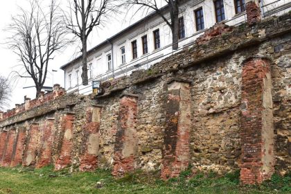 Presov obnovuje historicke hradby z vlastnych zdrojov Ministerstvo projekt neschvalilo