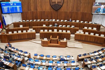 Radsej popierat pravdu ako zradit Volic si vytvaraju puto s politikmi