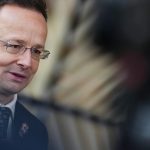 Slovensko a Madarsko vybuduju nove prepojenie svojich rafinerii v Bratislave a Szazhalombatte