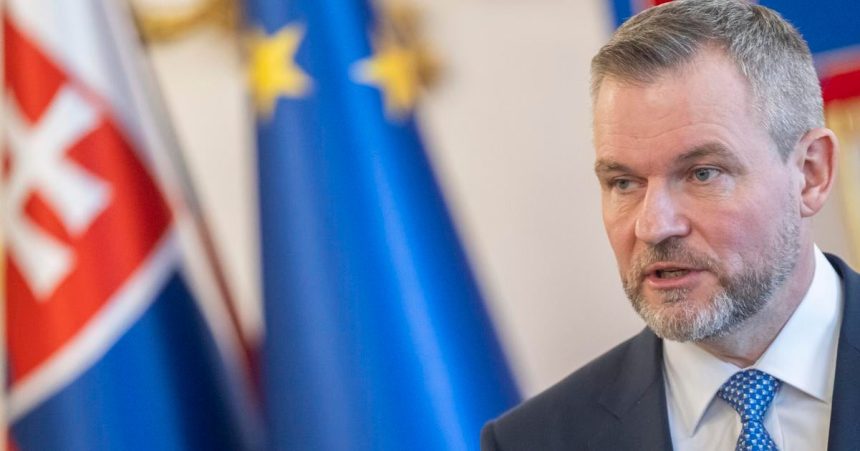 Spajat oficialnu navstevu Ruska s volbami na Slovensku je podla Pellegriniho nezmysel