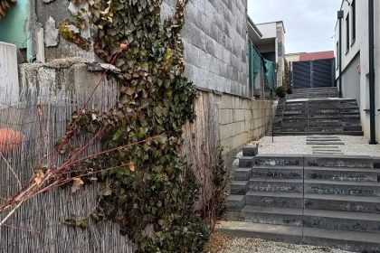 Stavebny urad schvalil vilu obchadzajuc susedku vdaka Razovej novele