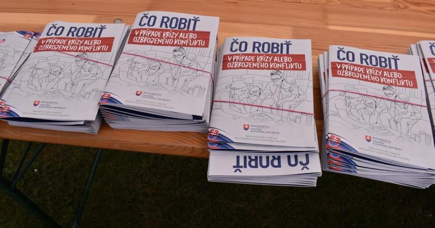 Svajcari maju viac bunkrov ako obyvatelov Slovensko ma broziuru o krizovych situaciach