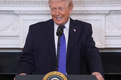 Trump neuspesne poziadal o odklad konani svisiacich s vratenim ciel