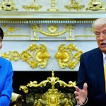Trump pred japonskou premierkou zartoval o utoku na Pearl Harbor a porovnal ho s Iranom