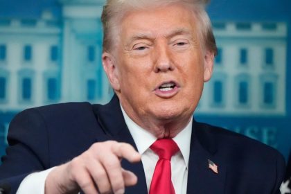 Trump vyzyva republikanov aby pracovali aj pocas Velkej noci a prijali zakon o identifikacii volicov