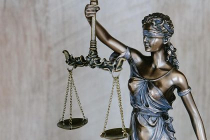 V Nemecku sa zacal proces s extremistickou skupinou Posledna vlna obrany