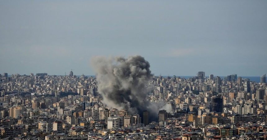 Vojna ktoru si nezvolili Libanon hlasi stovky obeti zatial co statisice ludi utekaju na sever