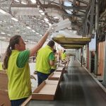 Znamy slovensky vyrobca nabytku prechadza restrukturalizaciou Dlhy presahuju pol miliona firma hovori o tlaku medii