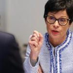 minulost eurokomisarky vzbudzuje otazky nova kniha ju spaja s tajnou policiou juhoslavie