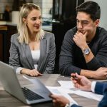 Banky masivne zvyuju ceny hypotek Ake moznosti maju klienti