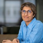 Iranka na Slovensku Je sialene ze sa 42 rokov nemozem vratit domov aj ked je to len stvorhodinovy let