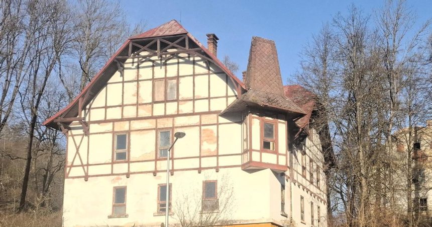 Je rozhodnute Stara perla pod Nizkymi Tatrami zmeni vlastnika
