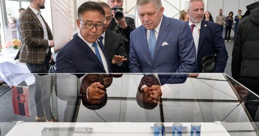 MH Invest popiera tvrdenia o investovani 85 milionov eur do vystavby bateriovej fabriky