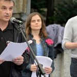 Napadnuty reporterer Brada Ako je mozne ze si niekto donesie na sud elektricky paralyzer