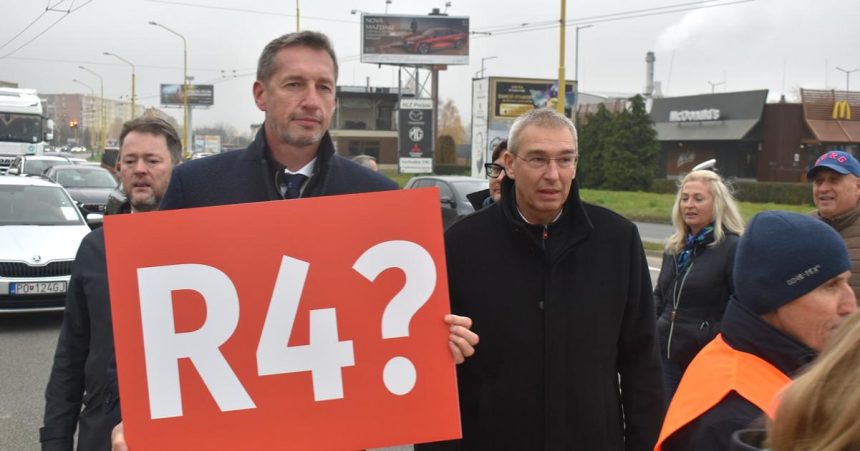 Presovsky kraj je ciernou dierou dolezitej trasy zupa ziada dostavbu R4 varuje pred blamazou