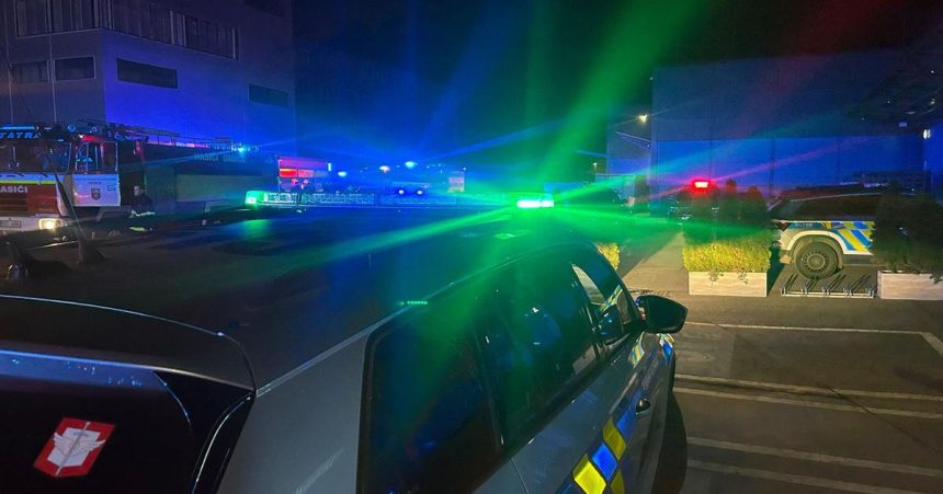 Slovenska policia vydala do Ceska osobu podozrivu z teroristickeho utoku v Pardubiciach