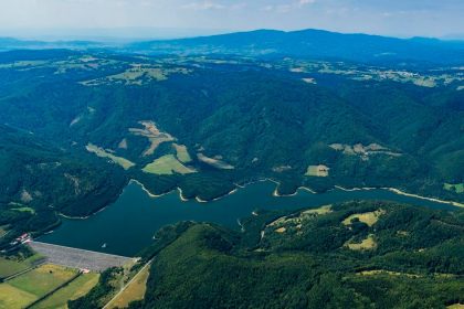 Tarabov megaprojekt sposobil dalsiu vlnu nezhod aktivisti ziadaju stat pred sud