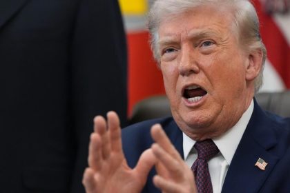 Trump nariadil vyplatit zamestnancov ministerstva vntornho bezpecnosti