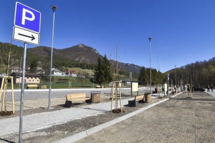 Turisti v Murani zaparkuju pohodlnejsie obec sa zaobera dlhorocnym problemom s dopravou