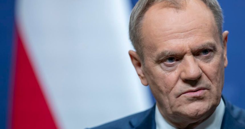 Tusk skritizoval opoziciu a prezidenta za blokovanie regulacie kryptomien