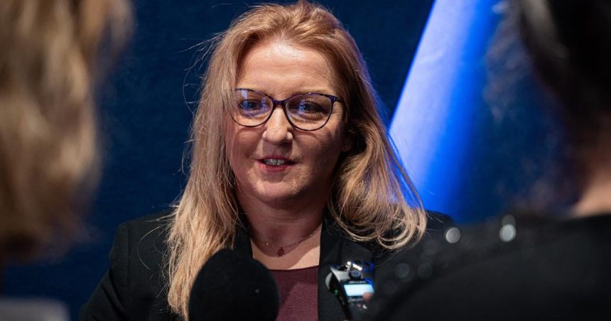 Z radia Devin odchadzaju mnoh spolupracovnici opisuju ako sa vysielanie rozpad