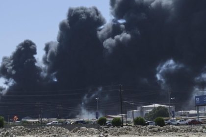 po zasahu budovy dronom v sudane zahynulo 32 civilistov vratane 12 deti