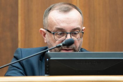 v koalicii nie je dohoda na predlzani volbeneho obdobia pre narodnu radu hovori puci
