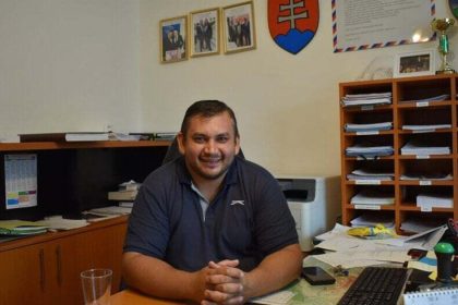 za uplatok 90 tisic podmienka a pokuta 20 tisic sud uznal vinu exstarostu durdaa