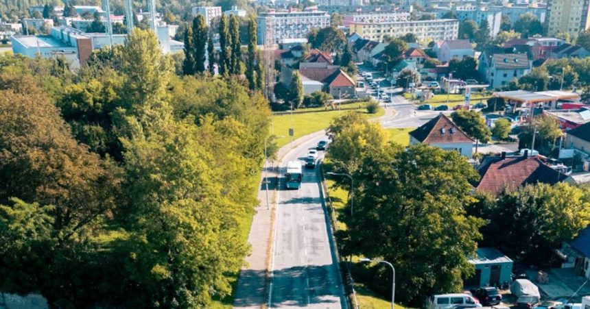 Cesta bude uzavreta aut z centra na sidlisko neprejdu Prace sa vsak nezacnu v piatok presuvaju ich