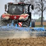 Hnojiv je nedostatok a zdrazeli EU poskytne farmerom podporu