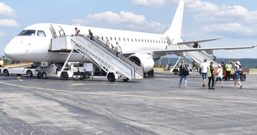 Kosicke letisko nadal rastie Linku s Bratislavou vyuzilo viac ako 100 tisic cestujucich