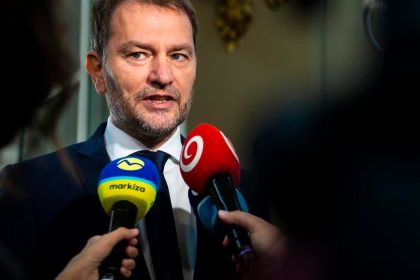 Matovic poda staznost na Ustavny sud pre rozhodnutie ospravedlnit sa europoslancovi Blahovi v plene