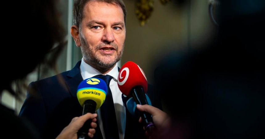 Matovic poda staznost na Ustavny sud pre rozhodnutie ospravedlnit sa europoslancovi Blahovi v plene