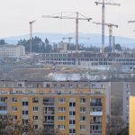 Musis zburat 23 stlpov presovskej nemocnice Kalinak vyhodil konzorcium blizke Orbanovi a na stavbu povolal Tim Slovensko